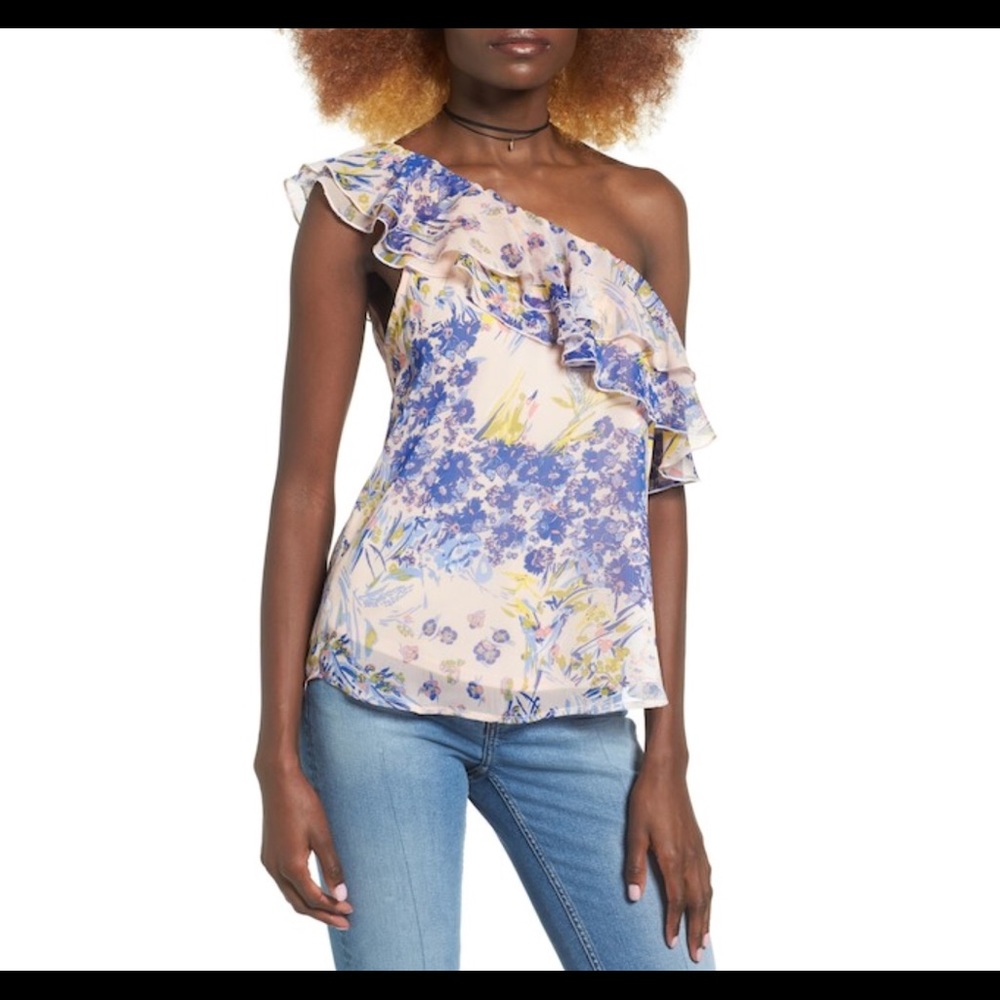 Leith Ruffle One Shoulder Top